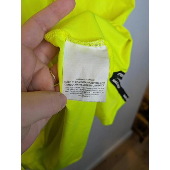 Nike Golf Men's Dri-Fit Blade Collar Polo Shirt Size M Neon Volt Yellow - Picture 5 of 6